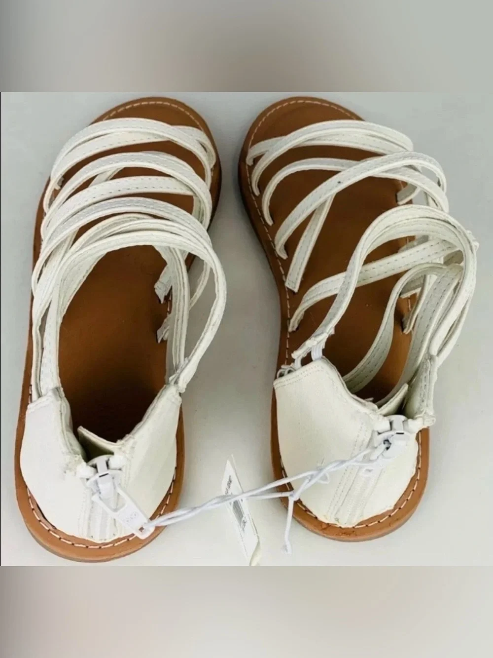 (size 4) Old Navy Girls Gladiator Sandals